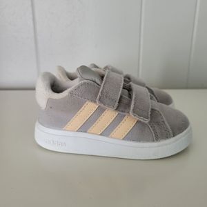 Toddler Disney's Thumper shoes